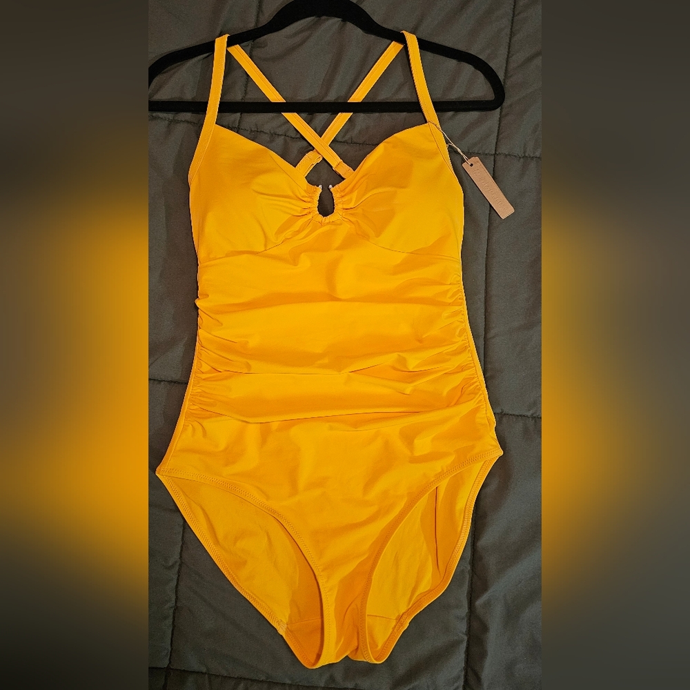 Smart Sculp U-Ring Swimsuit